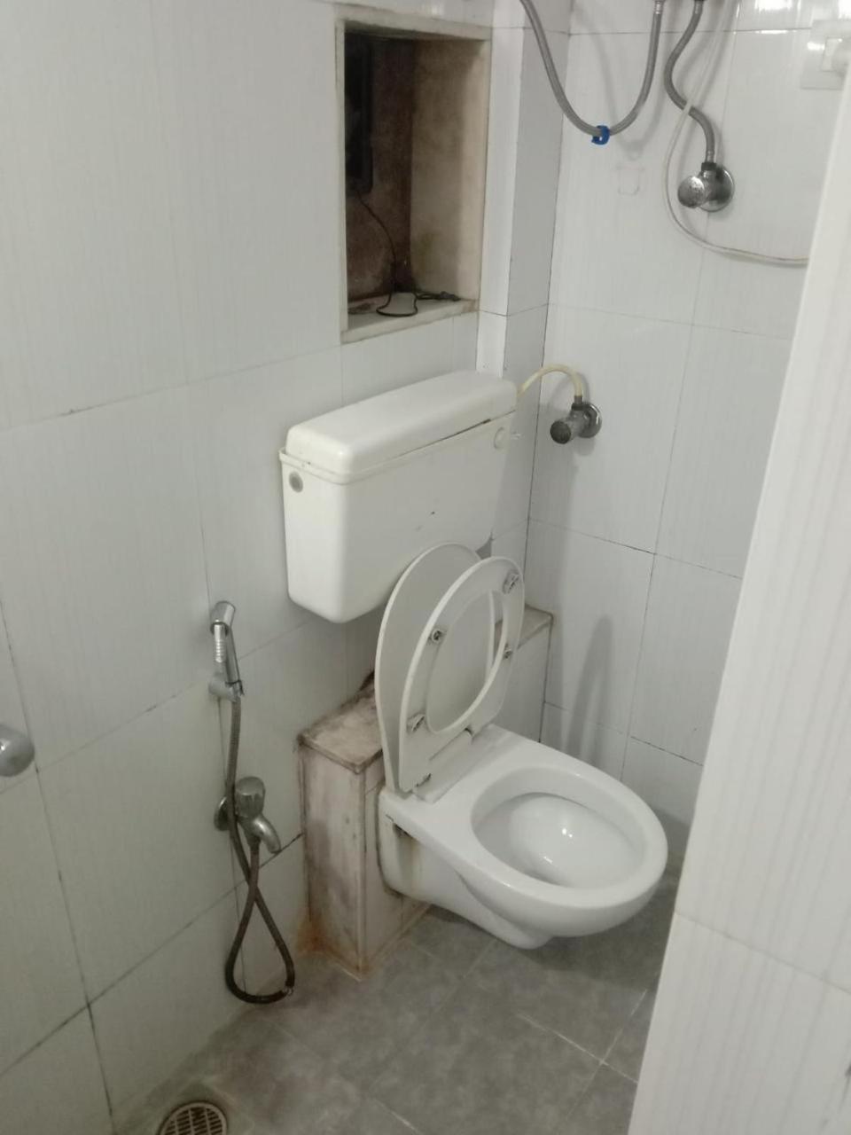Srujan Sarai Service Apartment 뭄바이 외부 사진